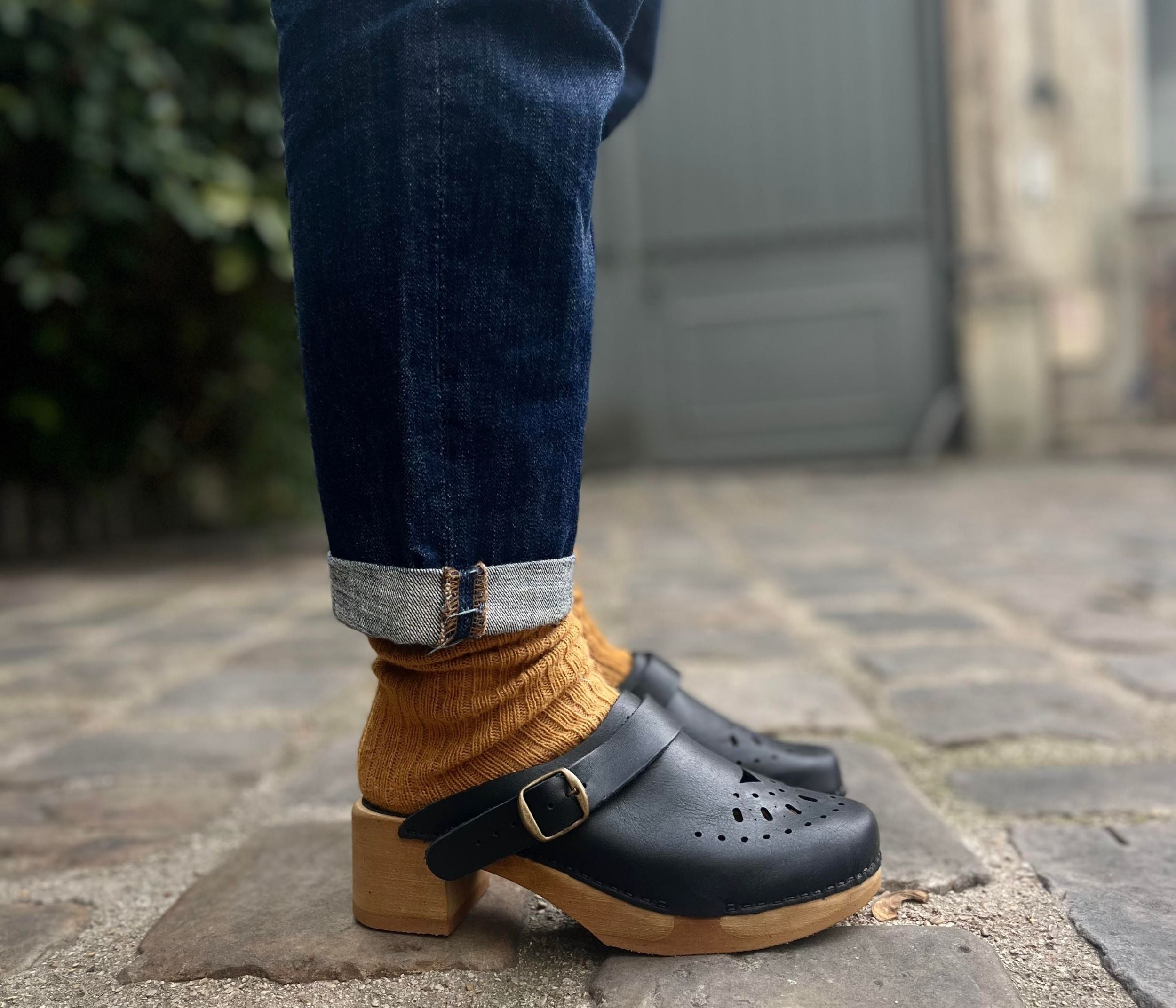 Sabots perforés souple noir