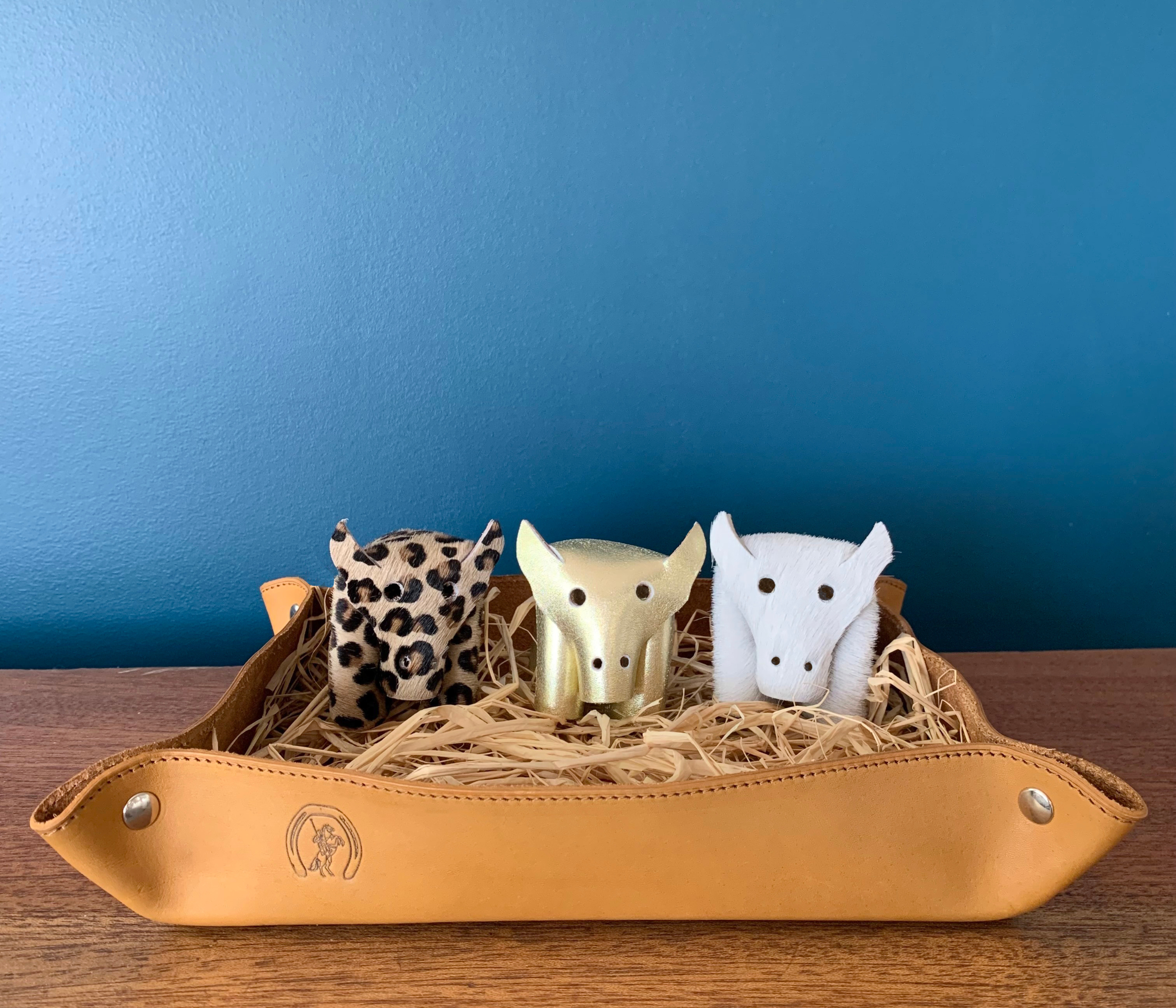 Petit taureau en cuir